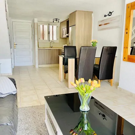 Parque Santiago, Playa De Americas With Parking Playa de las Américas